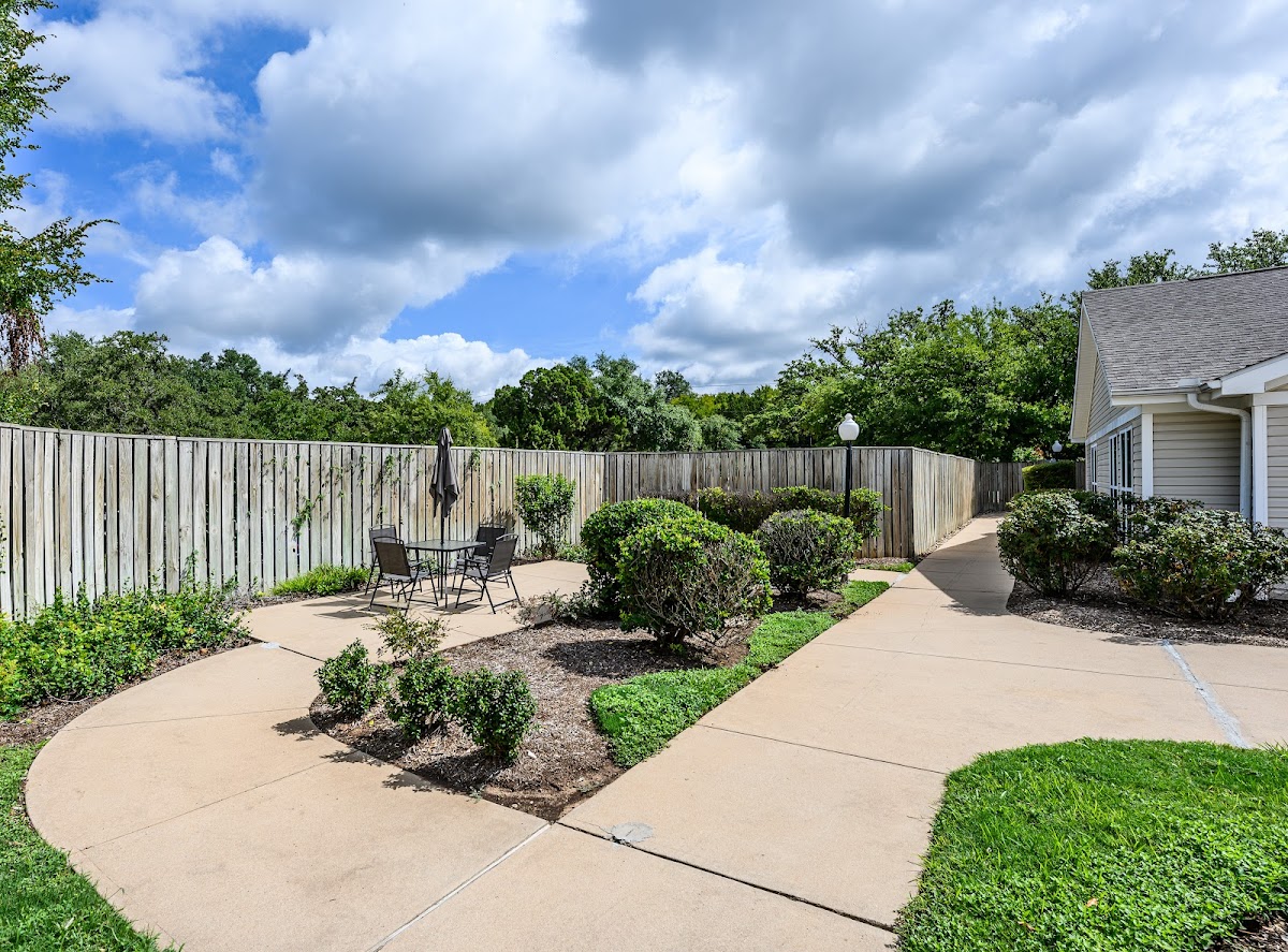 Arden Courts (Austin) photo 3